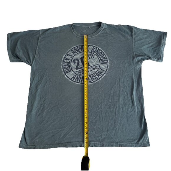 Disney's Animal Kingdom 20th Anniversary April 22 2018 2XL Blue T-Shirt RARE - Picture 7 of 8